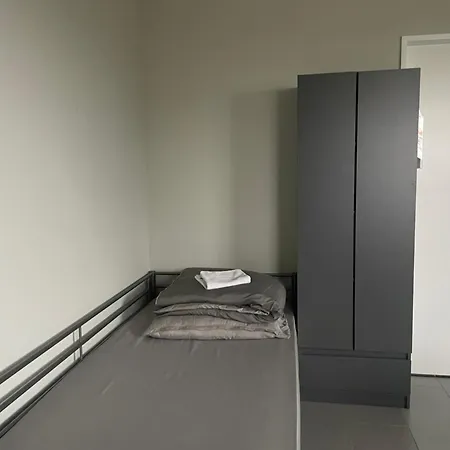 Hostel Kwadrat *